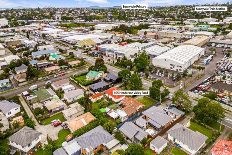 Photo of property in 105 Henderson Valley Road, Henderson, Auckland, 0612