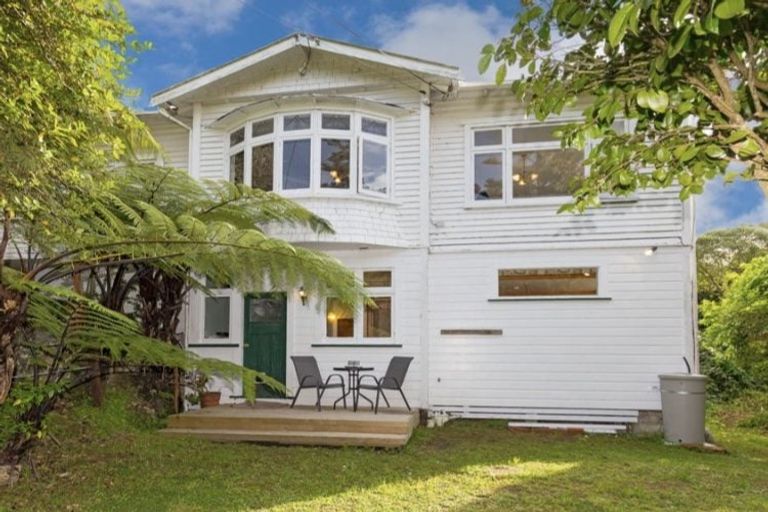 Photo of property in 33 Hanover Street, Wadestown, Wellington, 6012