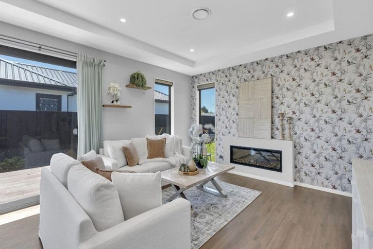 Photo of property in 41 Selfe Crescent, Burwood, Christchurch, 8083