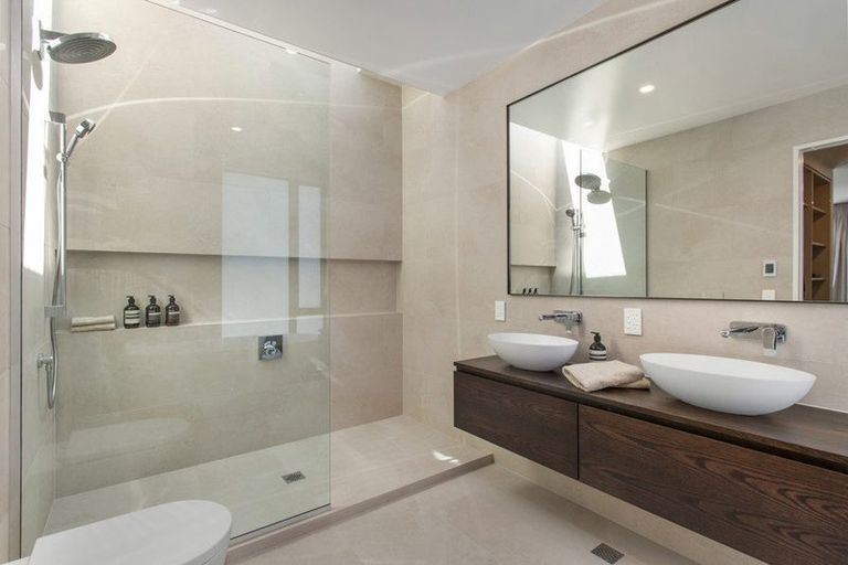 Photo of property in 27 Carlton Mill Road, Merivale, Christchurch, 8014