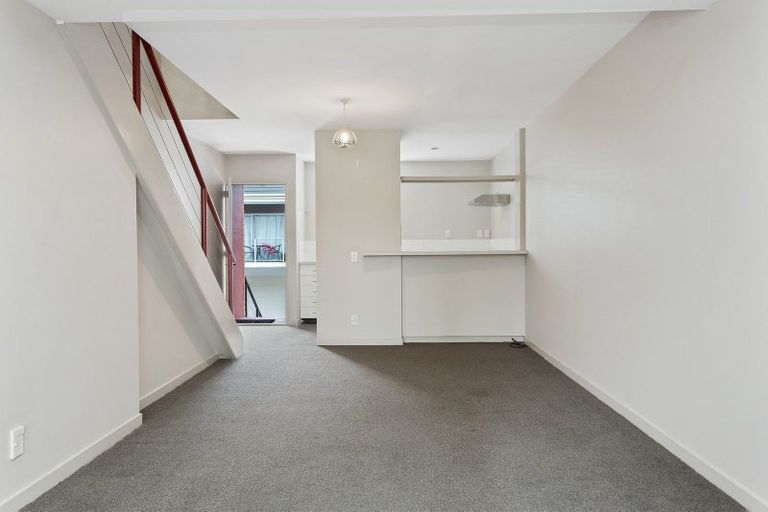 Photo of property in 4/28 Armagh Street, Christchurch Central, Christchurch, 8013