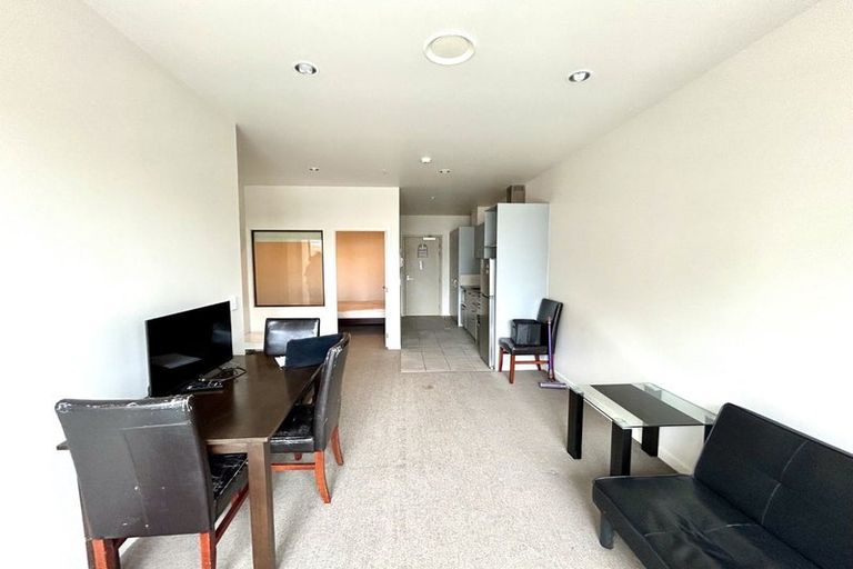 Photo of property in Royal Court Apartments, 1193unit Hinemoa Street, Rotorua, 3010