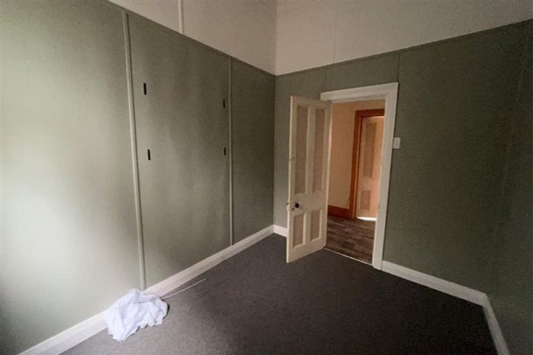 Photo of property in 30 Romilly Street, Westport, 7825