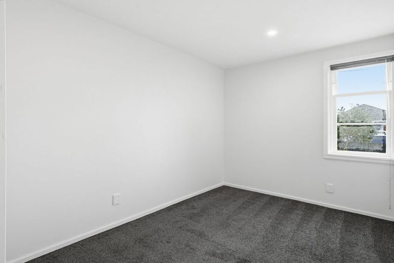 Photo of property in 16 Boyne Avenue, Northcote, Christchurch, 8052