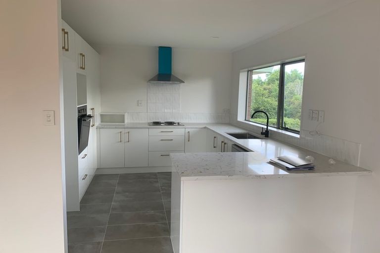 Photo of property in 13 Cornell Court, Albany, Auckland, 0632