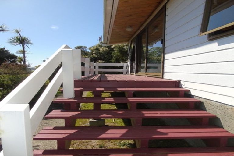 Photo of property in 18 Glamorgan Street, Northland, Wellington, 6012