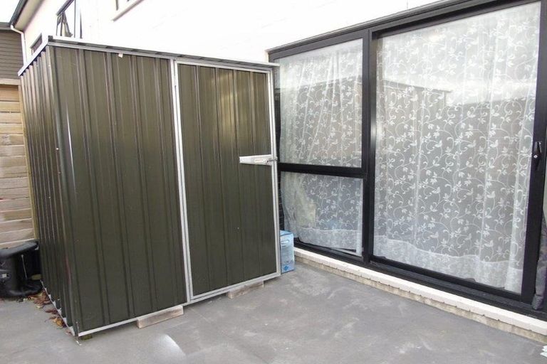 Photo of property in 19/9u Surrey Street, Tawa, Wellington, 5028
