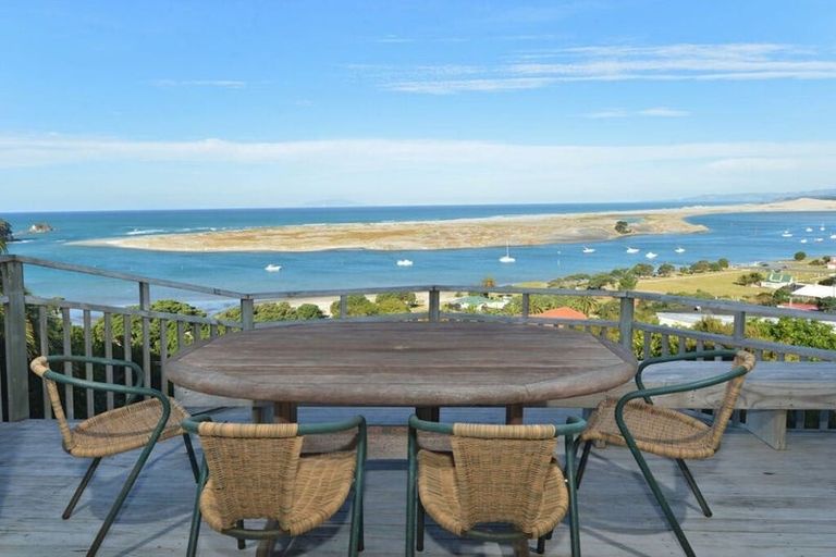 Photo of property in 1 Claude Street, Mangawhai Heads, Mangawhai, 0505