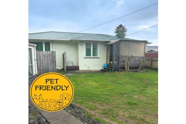 Photo of property in 1/15 Scott Road, Papakura, 2110