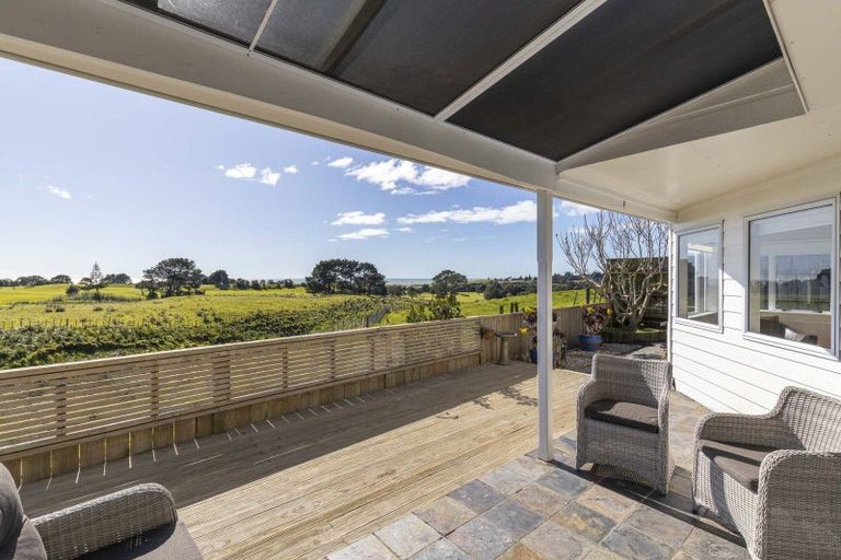 Photo of property in 2/13 Chatswood Grove, Fitzroy, New Plymouth, 4312