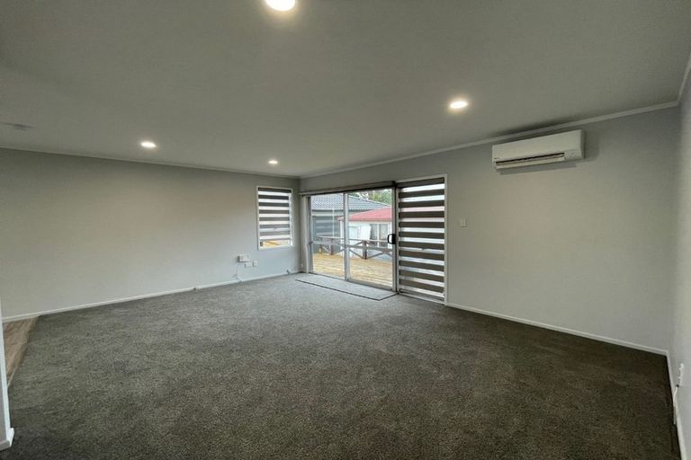 Photo of property in 5 Bluewater Place, Wattle Downs, Auckland, 2103