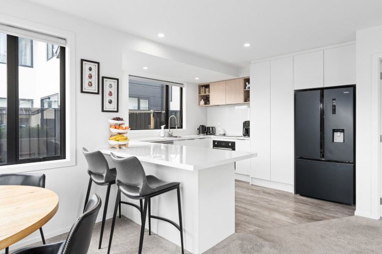 Photo of property in 1a Kings Avenue, South Dunedin, Dunedin, 9012
