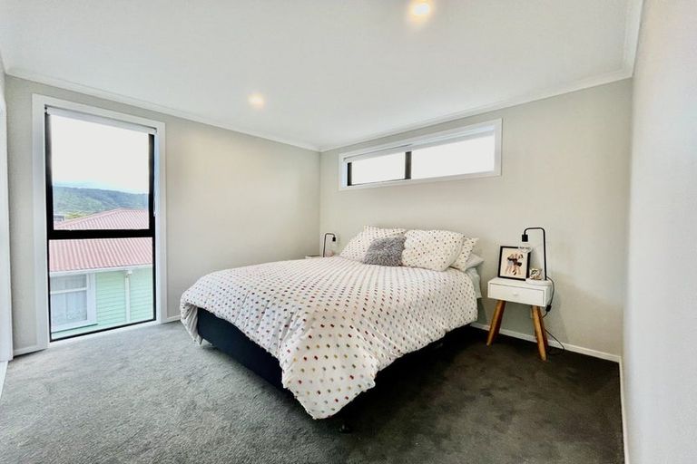 Photo of property in 9b Hinau Grove, Wainuiomata, Lower Hutt, 5014