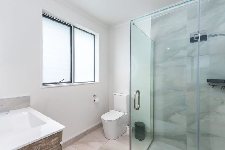Photo of property in 14 Sydney Place, Flagstaff, Hamilton, 3210