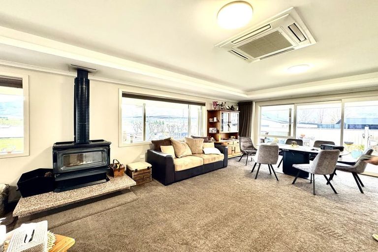 Photo of property in 8 Sunset Place, Otematata, 9412