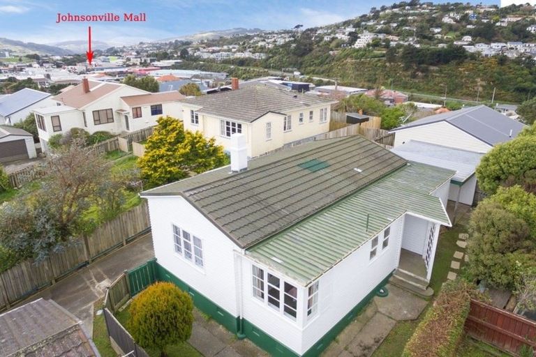 Photo of property in 37f3 Bould Street, Johnsonville, Wellington, 6037