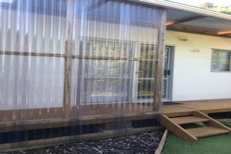 Photo of property in 51 Christmas Road, Manurewa, Auckland, 2102