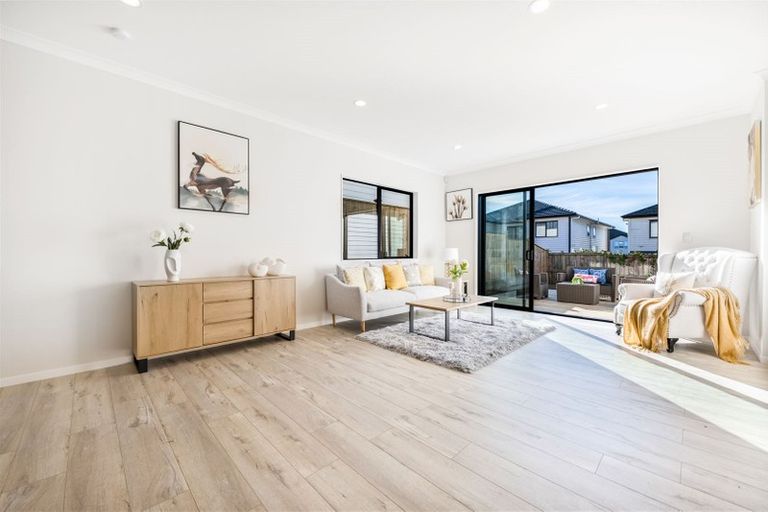Photo of property in 86 Ksenia Drive, Flat Bush, Auckland, 2019
