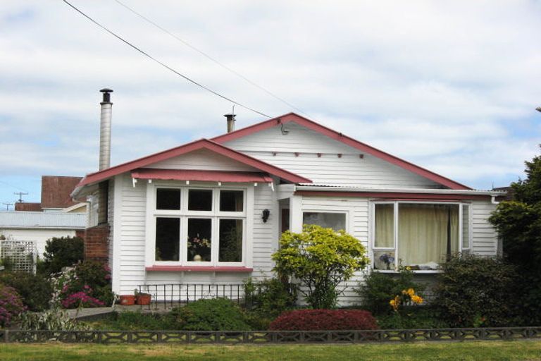 Photo of property in 44 Peel Street, Westport, 7825