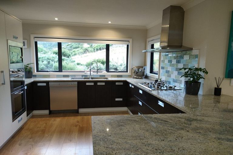 Photo of property in 499 South Makara Road, Makara, Karori, 6972