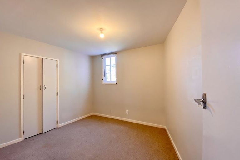 Photo of property in 34 Queens Drive, Kilbirnie, Wellington, 6022