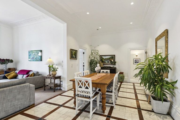 Photo of property in 219u2 The Terrace, Wellington Central, Wellington, 6011