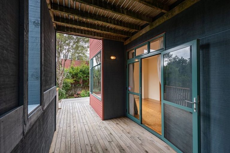 Photo of property in 2a Leslie Street, Wadestown, Wellington, 6012