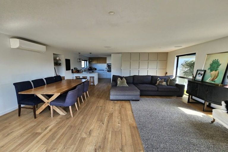Photo of property in 20 Isleworth Road, Bishopdale, Christchurch, 8053