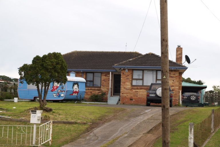 Photo of property in 13 Geoffrey Place, Mangere East, Auckland, 2024