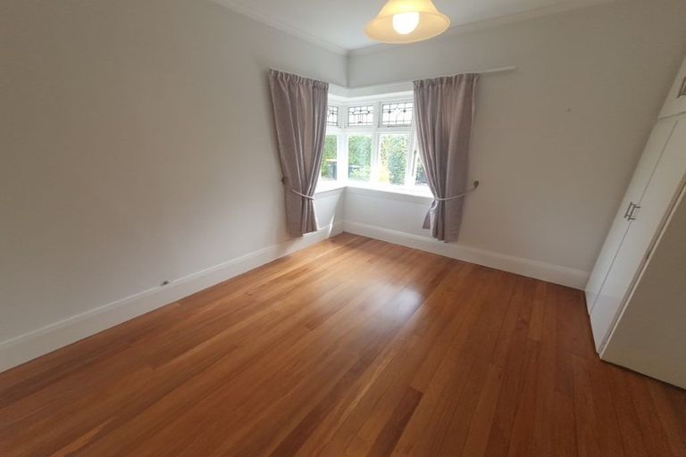 Photo of property in 52 North Parade, Richmond, Christchurch, 8013