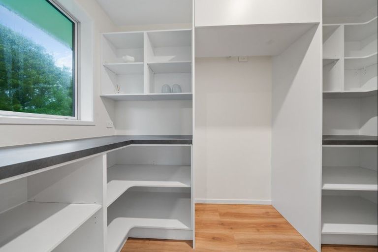 Photo of property in 16 Atutahi Street, Hurdon, New Plymouth, 4310