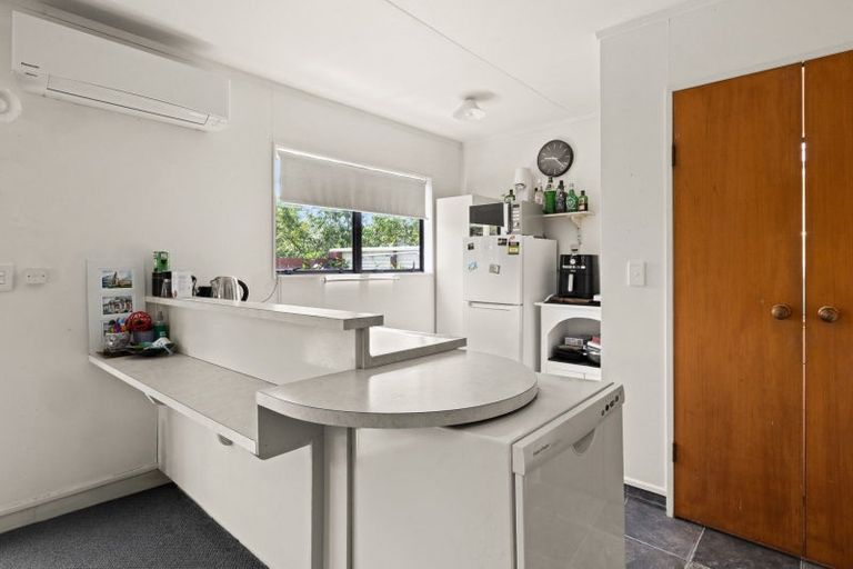 Photo of property in 8 Devon Street, Taradale, Napier, 4112