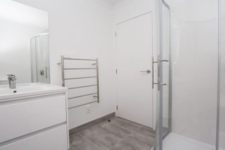 Photo of property in 11u6 Gazeley Avenue, Silverdale, Hamilton, 3216