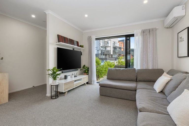 Photo of property in 14 Nugget Avenue, Hobsonville, Auckland, 0616