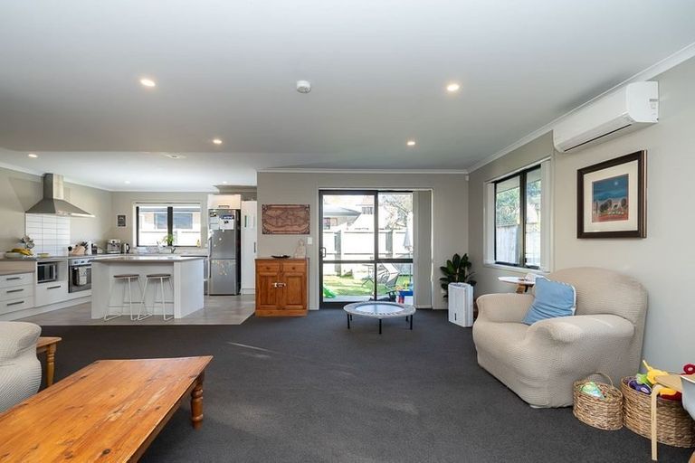 Photo of property in 13 Kennedy Lane, Hamilton East, Hamilton, 3216