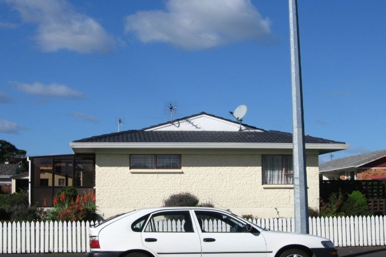 Photo of property in 1/29 Coronation Road, Papatoetoe, Auckland, 2025