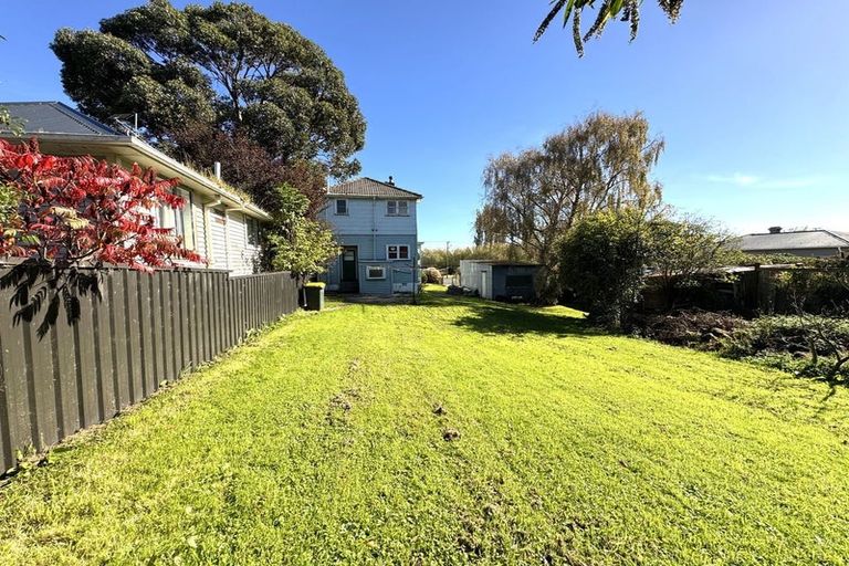 Photo of property in 1 Market Street, Kaitangata, 9210