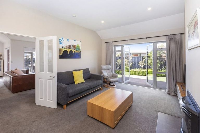 Photo of property in 21 Mistral Road, Northwood, Christchurch, 8051