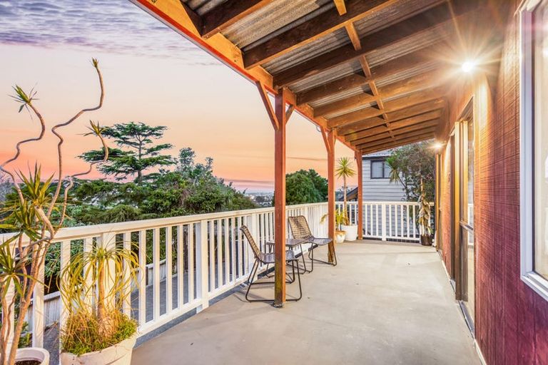 Photo of property in 1/29 Kemp Road, Massey, Auckland, 0614