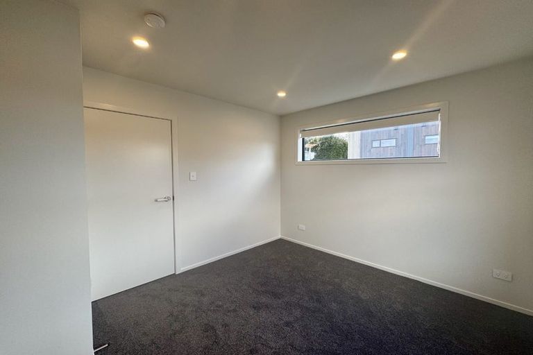 Photo of property in 12/506 Glenfield Road, Bayview, Auckland, 0629