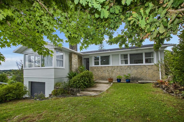 Photo of property in 6 Rugby Place, Te Kamo, Whangarei, 0112