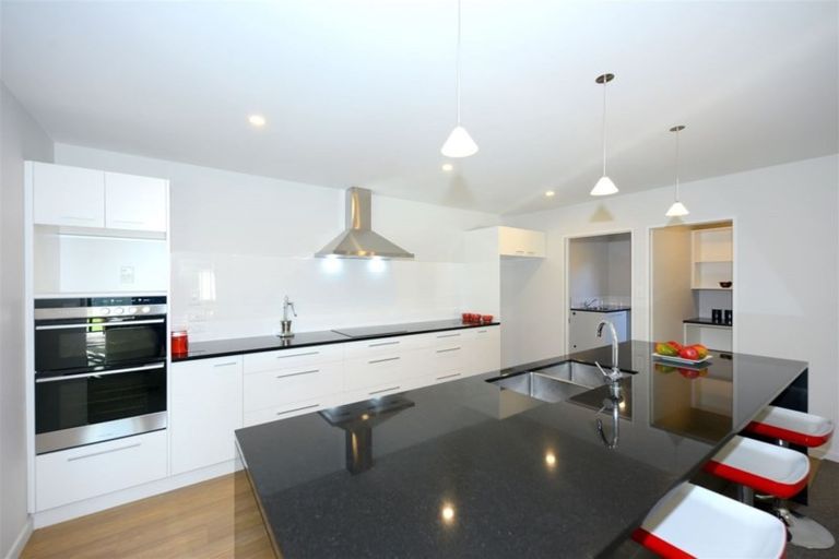 Photo of property in 16 Kilkivan Lane, Broomfield, Christchurch, 8042