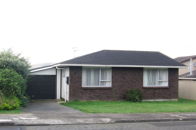 Photo of property in 37 Cambrian Street, Churton Park, Wellington, 6037