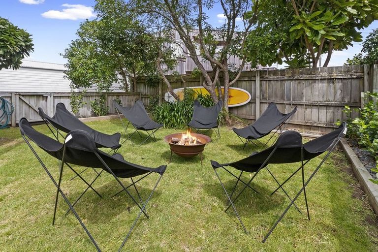 Photo of property in 316b Ocean Road, Whangamata, 3620