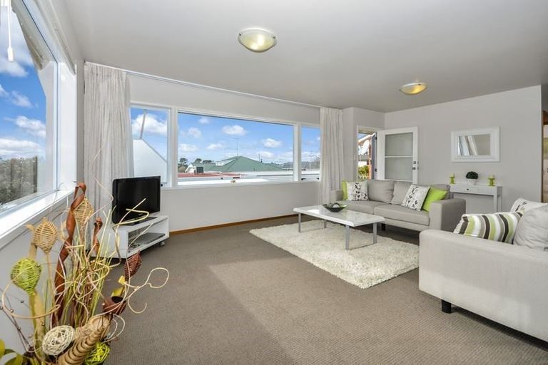 Photo of property in 1/183 Coronation Road, Hillcrest, Auckland, 0627