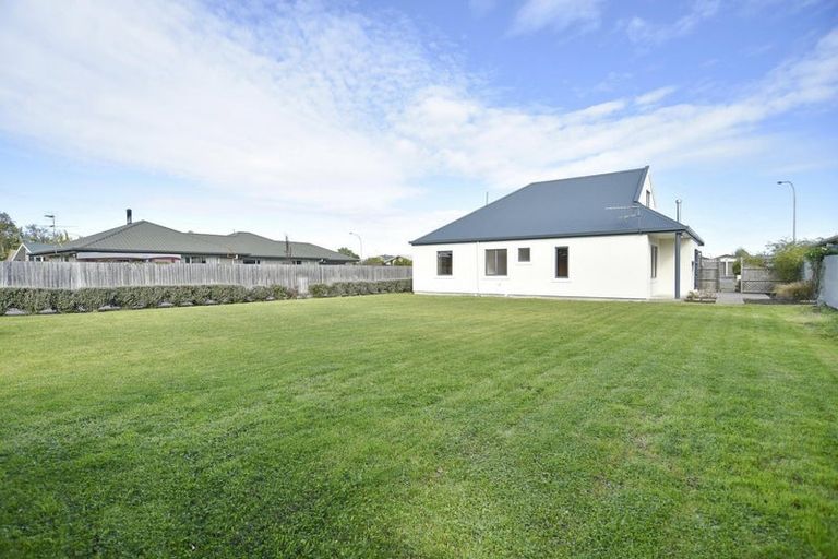 Photo of property in 11a Coates Place, Rangiora, 7400