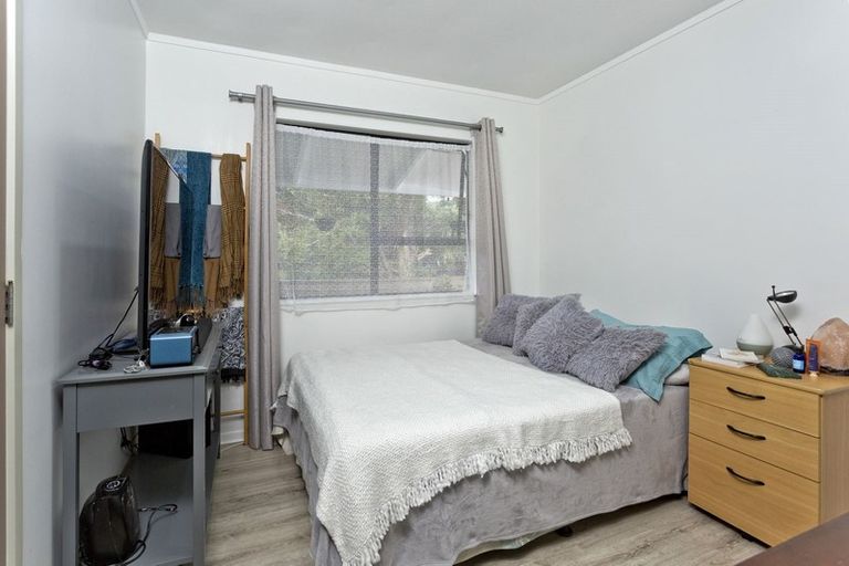 Photo of property in 2/29 Rangatira Road, Birkdale, Auckland, 0626