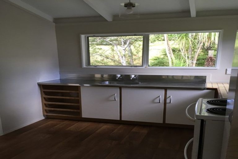 Photo of property in 3/42 Manuka Road, Glenfield, Auckland, 0629