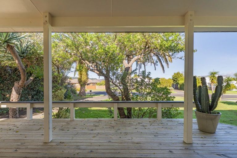 Photo of property in 4 Springbok Avenue, Whitianga, 3510