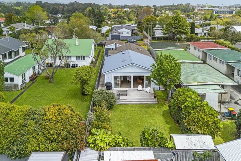Photo of property in 33 Ballance Street, Lower Vogeltown, New Plymouth, 4310